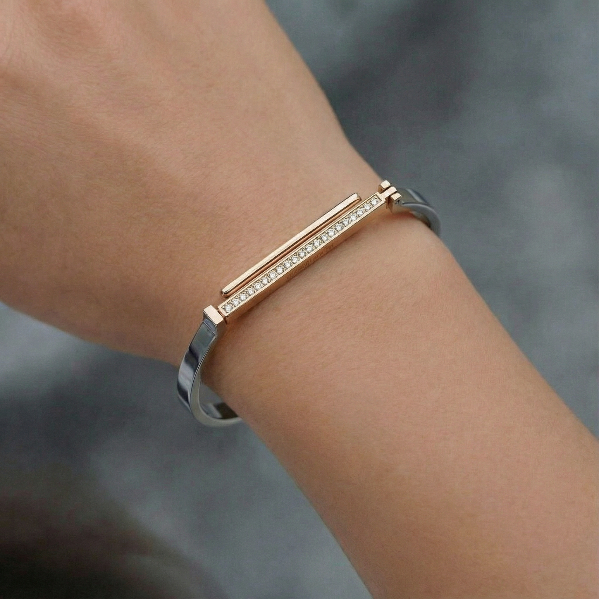 Zenska Narukvica Nerđajući Celik DKJ.03.10023-4